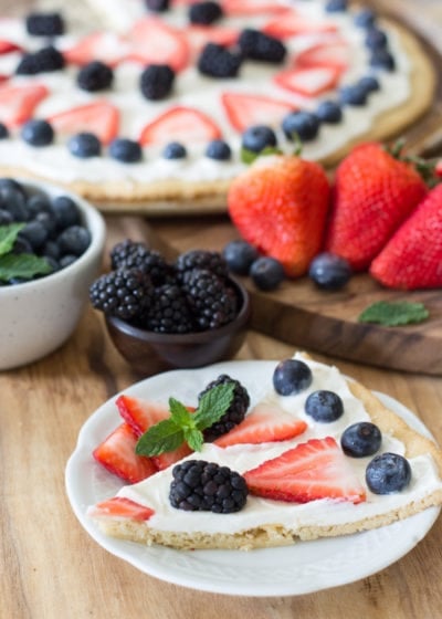 You can enjoy a summer favorite even on Keto! This Keto Fruit Pizza is high in flavor and low in carbs. Perfect for all of your summer cookouts! Only 5.4 net carbs per slice!  #keto