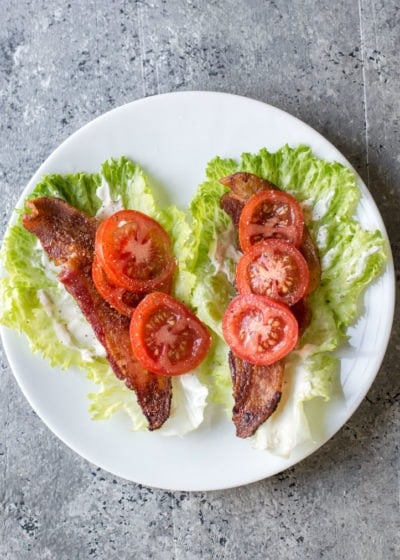 Looking for an easy keto lunch recipe? These Keto BLT Lettuce Wraps are naturally low in carbs and perfect for a grab and go keto meal! #keto
