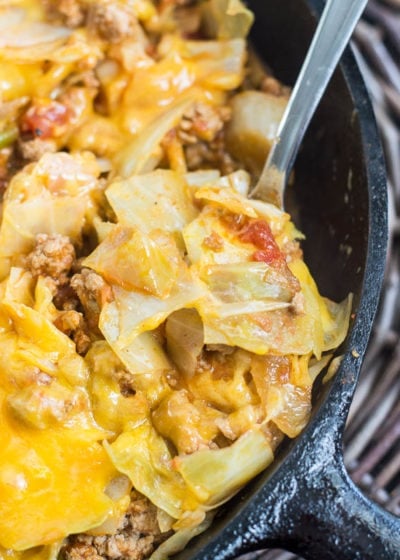 This Low Carb Cheesy Cabbage Casserole is a one pan, easy dinner ready in 30 minutes! The perfect easy keto dinner! Under 9 net carbs per serving! #keto