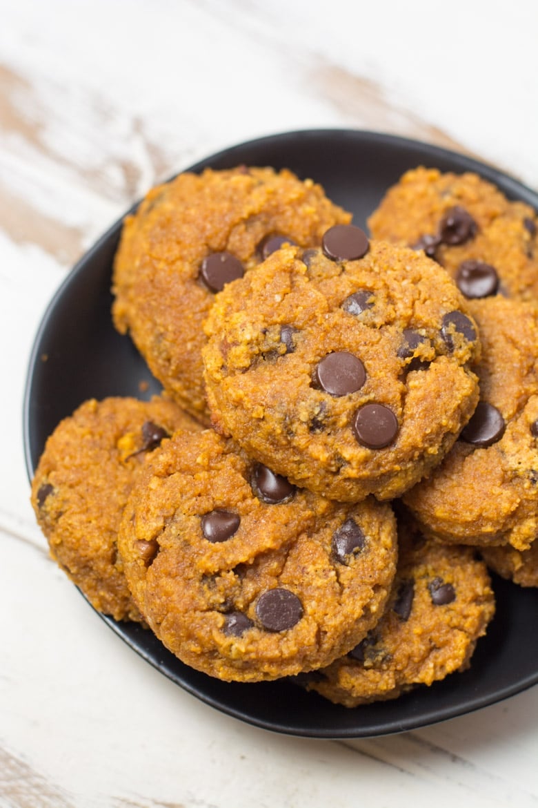 These Keto Pumpkin Chocolate Chip Cookies come to about one net carb each! The ultimate low carb Fall dessert! #keto #pumpkin