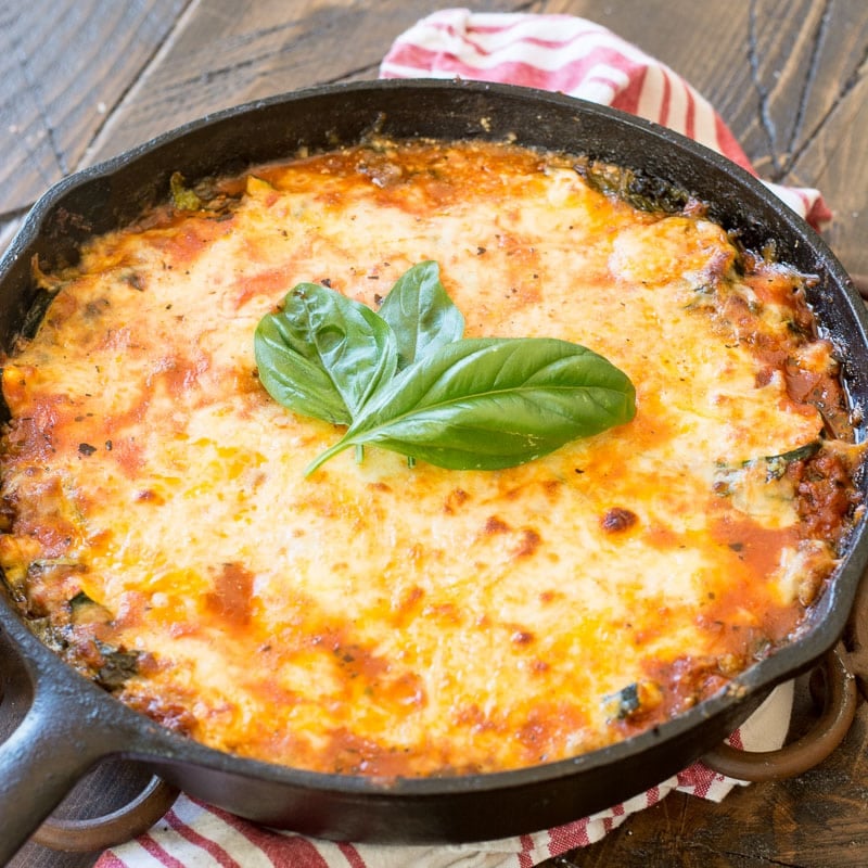 This Keto Lasagna Skillet has everything you love about lasagna with none of the work! Ready in 30 minutes and only 5 net carbs per serving this is a low carb recipe you've got to try!