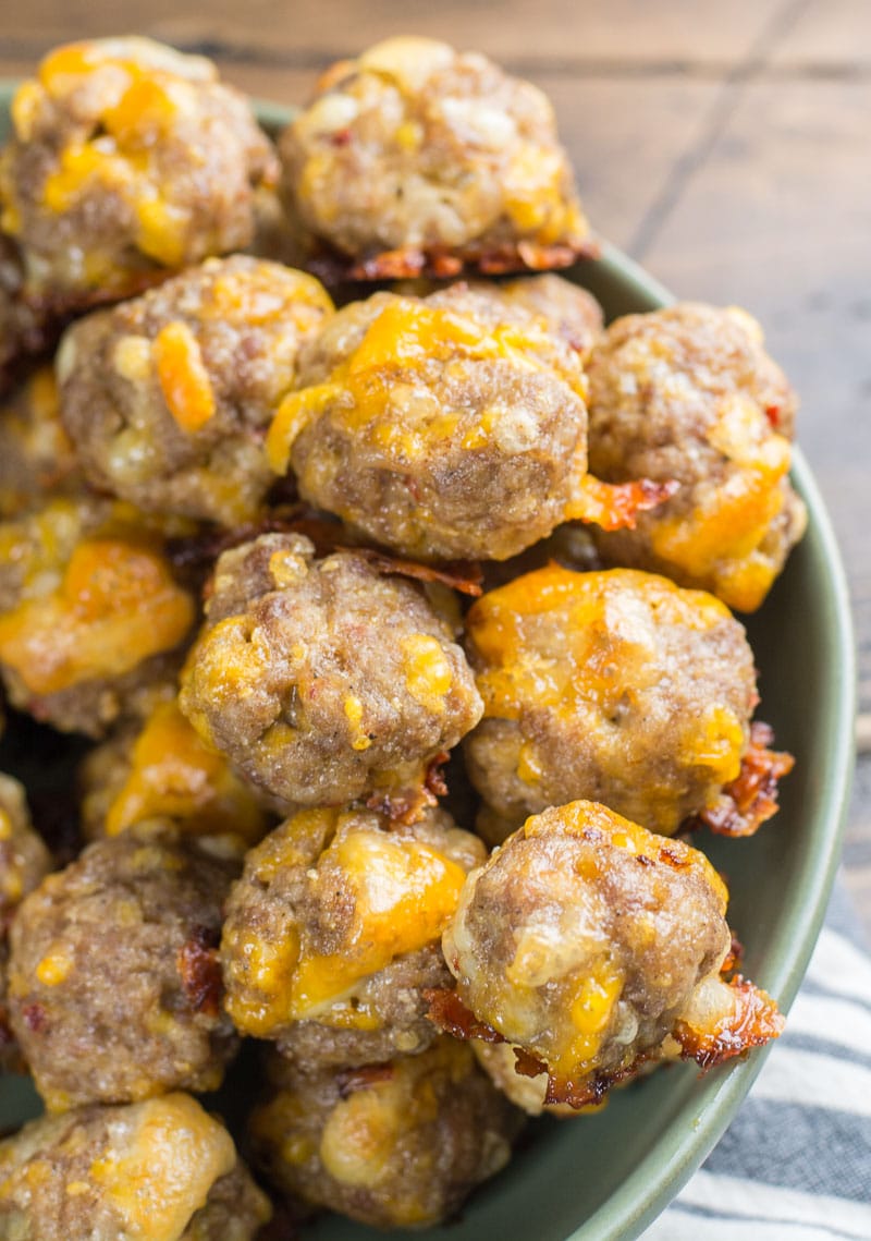 These 5-ingredient Keto Sausage Balls are perfect for keto meal prep! Enjoy for breakfast, lunch, or as a snack!