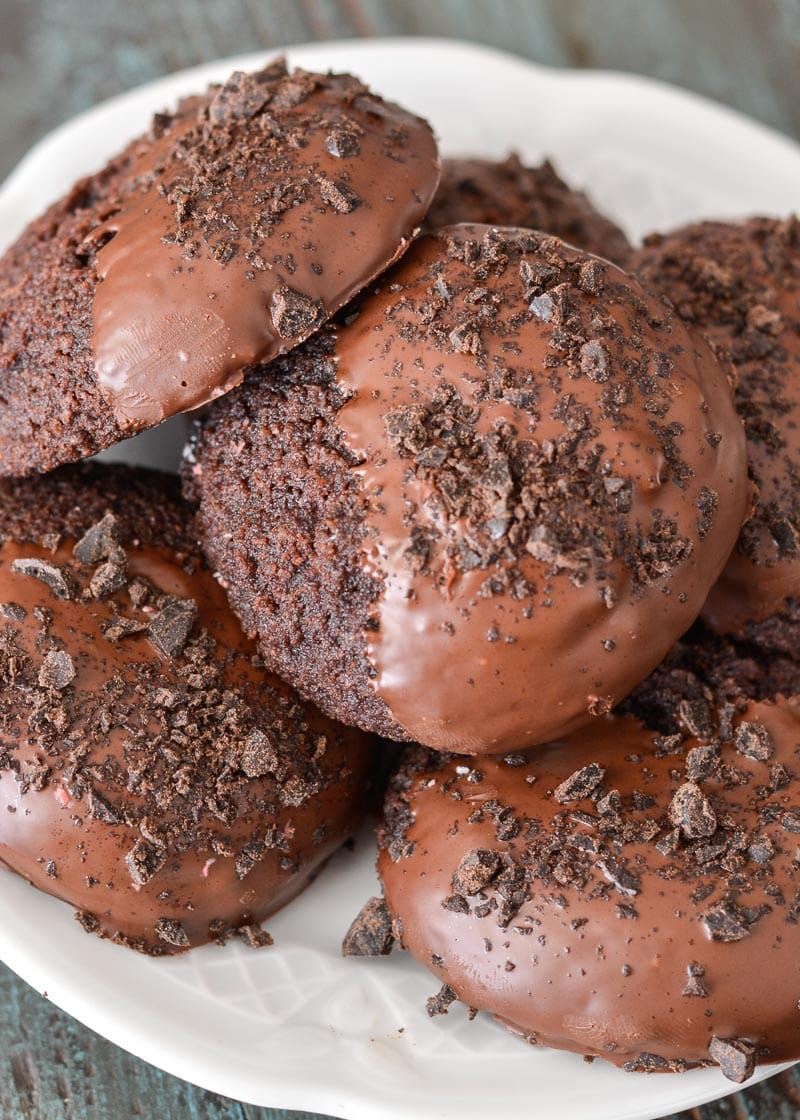 Satisfy your sweet tooth with these Keto Chocolate Sugar Cookies! These delightful low carb chocolate cookies are about 2 net carbs each, or around 3 net carbs with the toppings included!