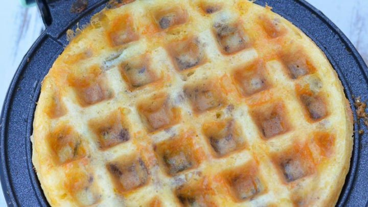 https://thebestketorecipes.com/wp-content/uploads/2021/09/Sausage-Jalapeno-Chaffles-low-carb-keto-waffles-5-720x405.jpg