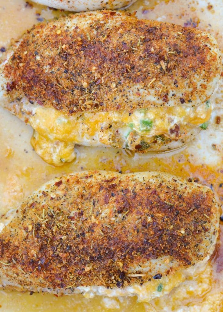 In this one-pan, 30-minutes keto chicken recipe, a chicken breast is a one-pan,is stuffed full of creamy, spicy filling!