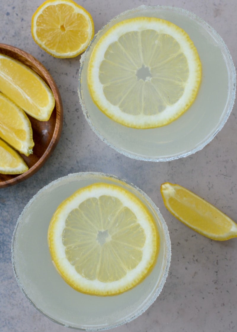 This Keto Lemon Drop is an easy low-carb drink! This refreshing keto cocktail goes great with seafood, chicken, and poolside appetizers!