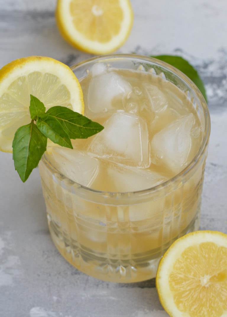 Basil Whiskey Sour (Skinny Keto Cocktail) The Best Keto Recipes