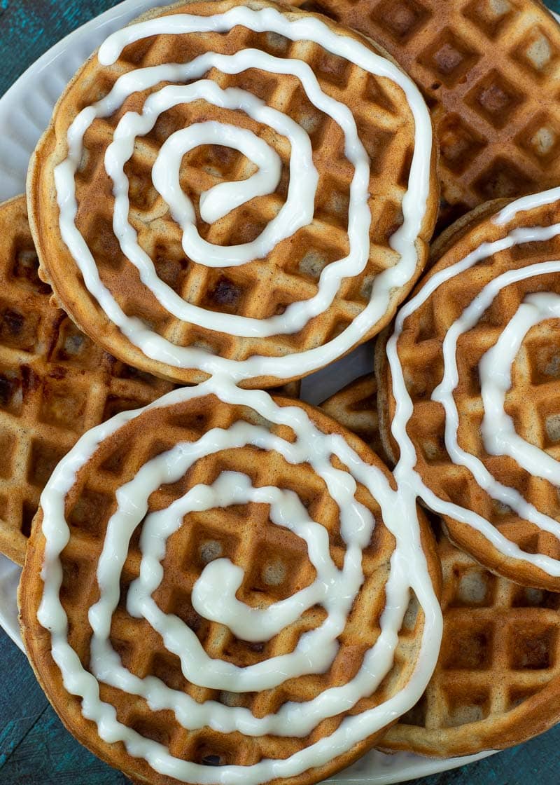 These Cinnamon Roll Chaffles are going to be your go to for a keto breakfast! At only 2 net carbs including the cream cheese icing, you'll love these for low carb meal prep!