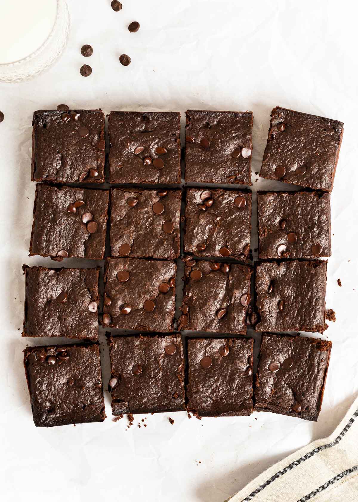 Overhead view of a batch of brownies cut into 16 squares