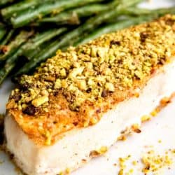 close up image of pistachio crusted halibut