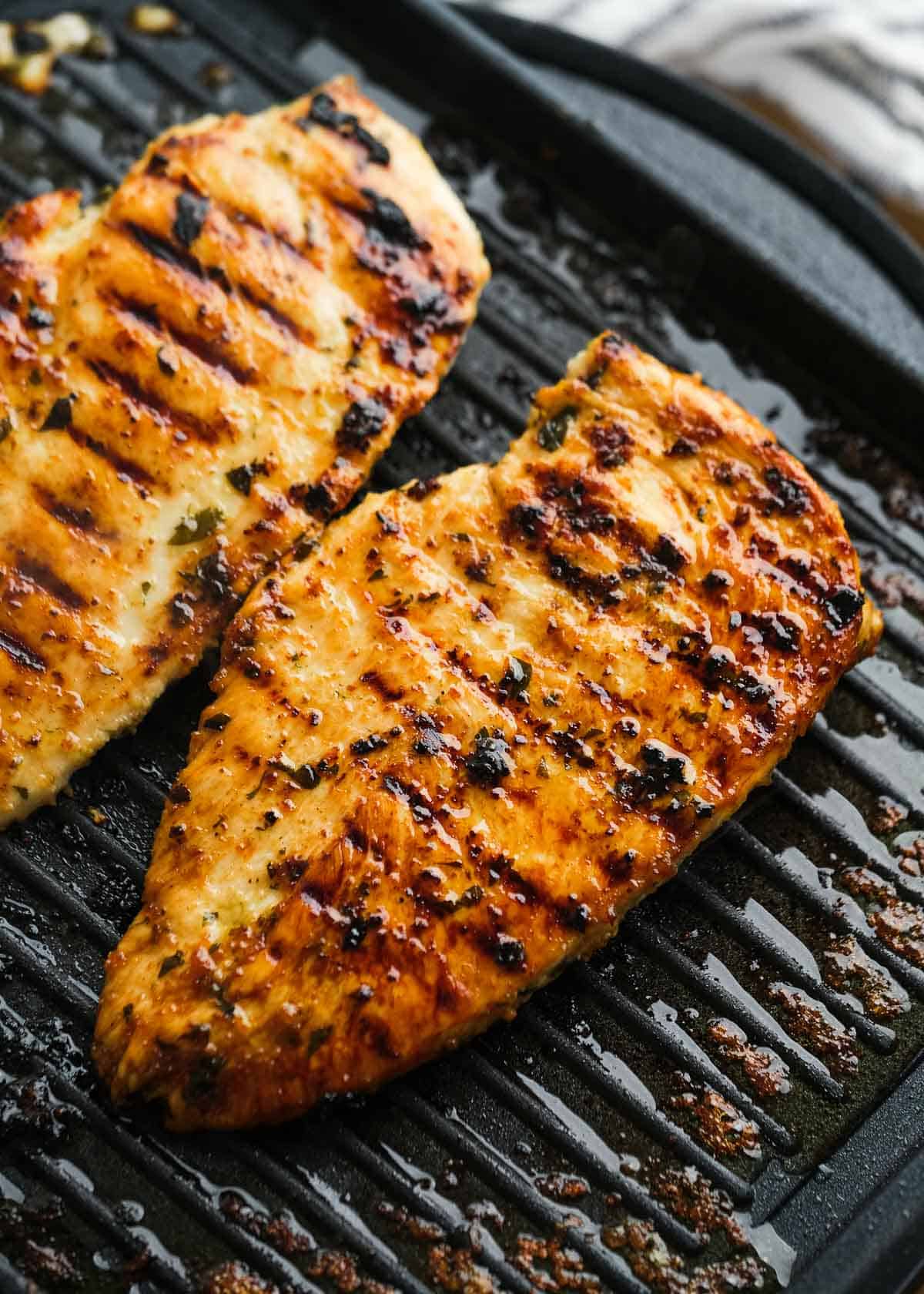 grilled cilantro lime chicken on a grill pan