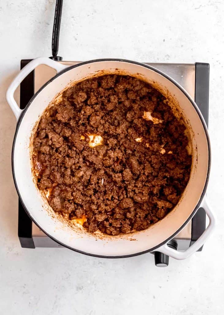 cooked ground beef in a dutch oven