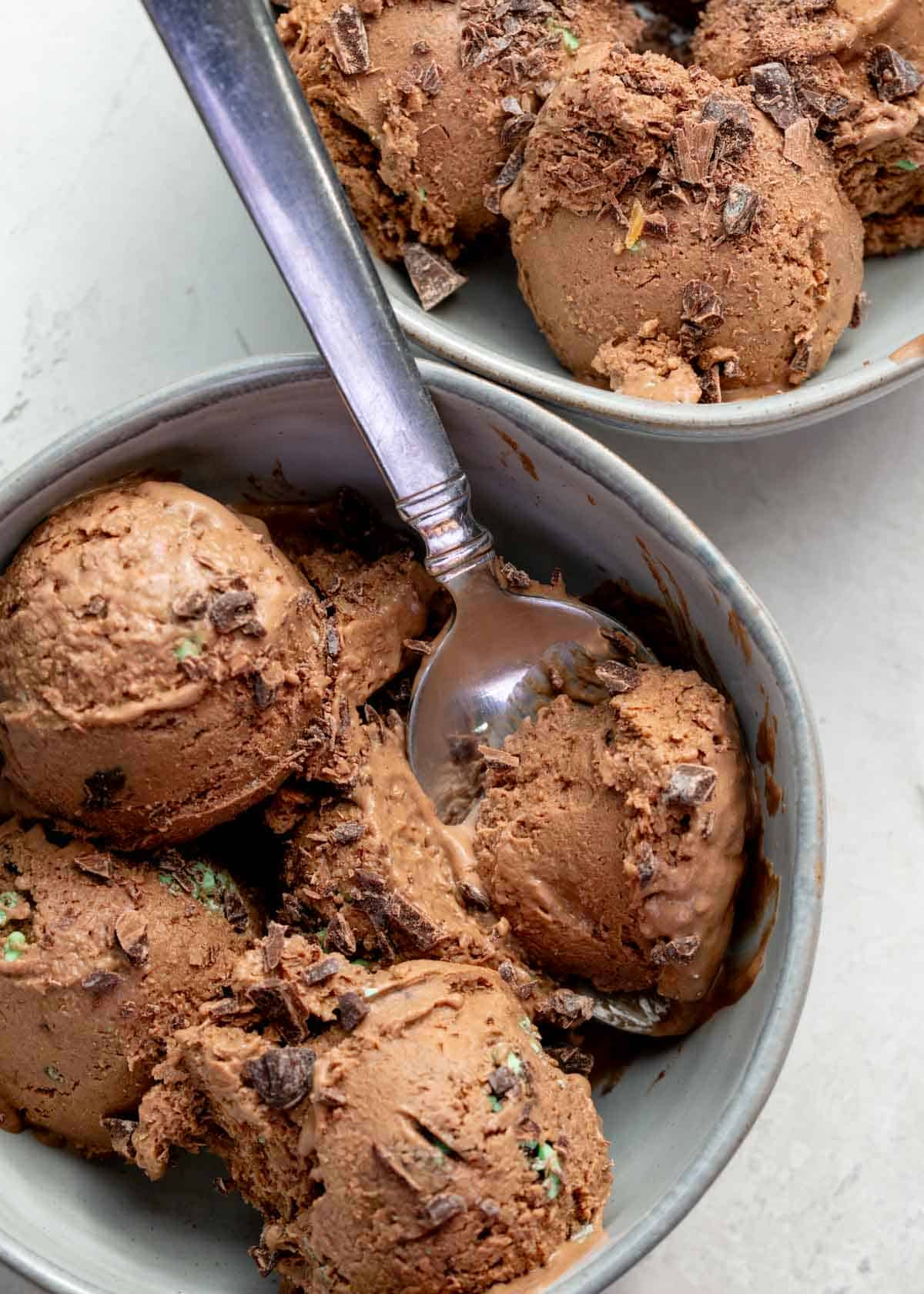two bowls of creamy cottage cheese ice cream